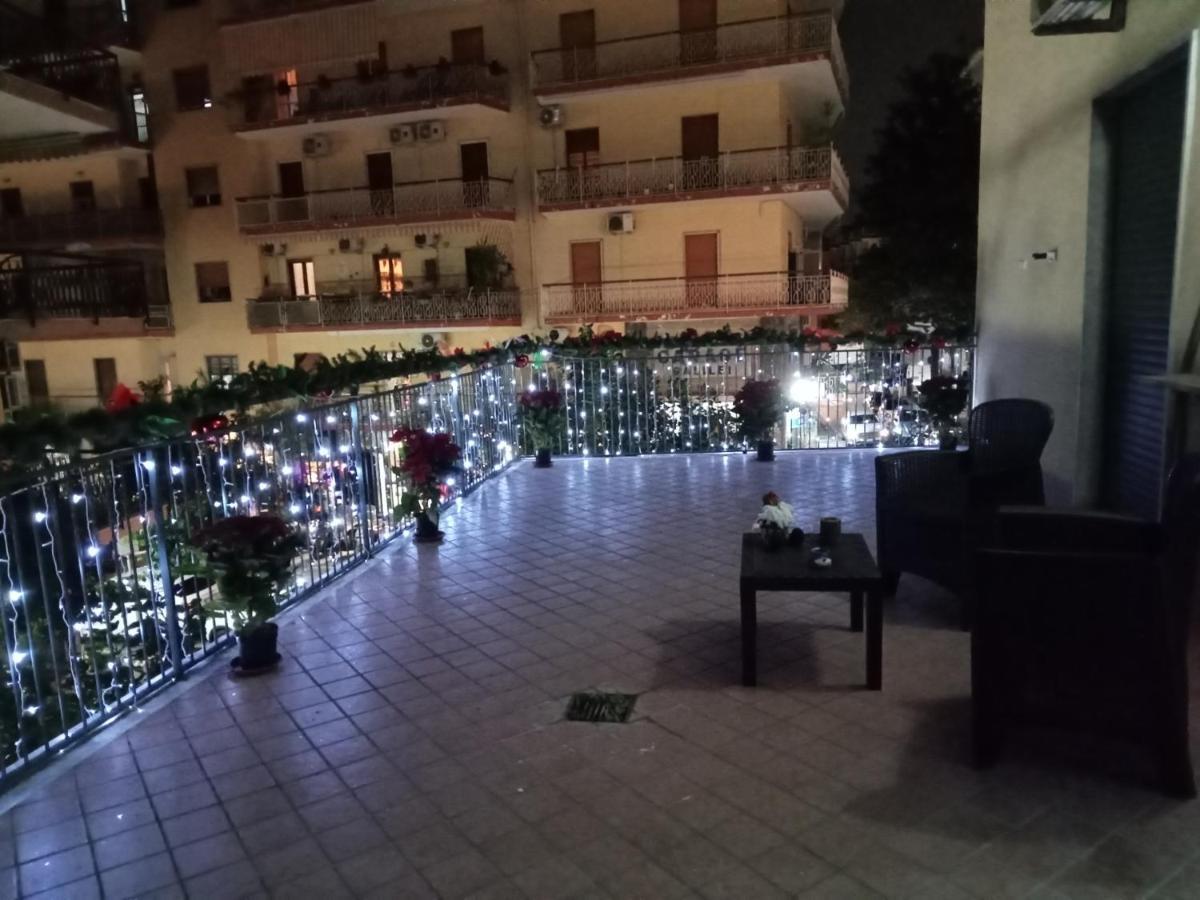 La Terrazza Di Monica & Teresa Bed & Breakfast ปอร์ติชี ภายนอก รูปภาพ