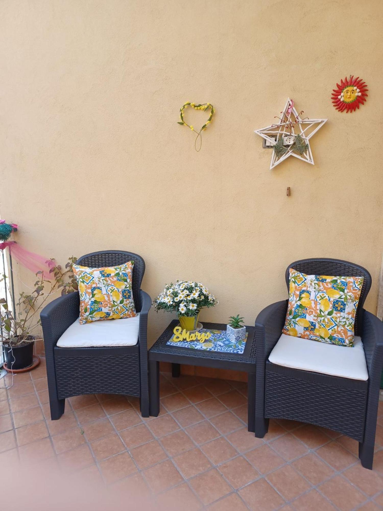 La Terrazza Di Monica & Teresa Bed & Breakfast ปอร์ติชี ภายนอก รูปภาพ