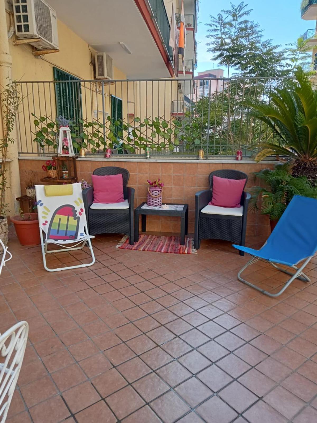 La Terrazza Di Monica & Teresa Bed & Breakfast ปอร์ติชี ภายนอก รูปภาพ