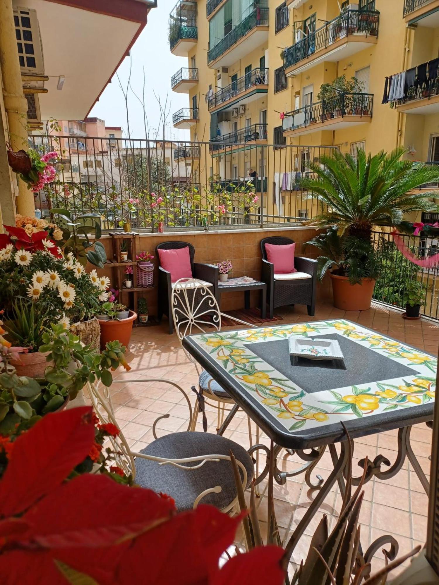 La Terrazza Di Monica & Teresa Bed & Breakfast ปอร์ติชี ภายนอก รูปภาพ